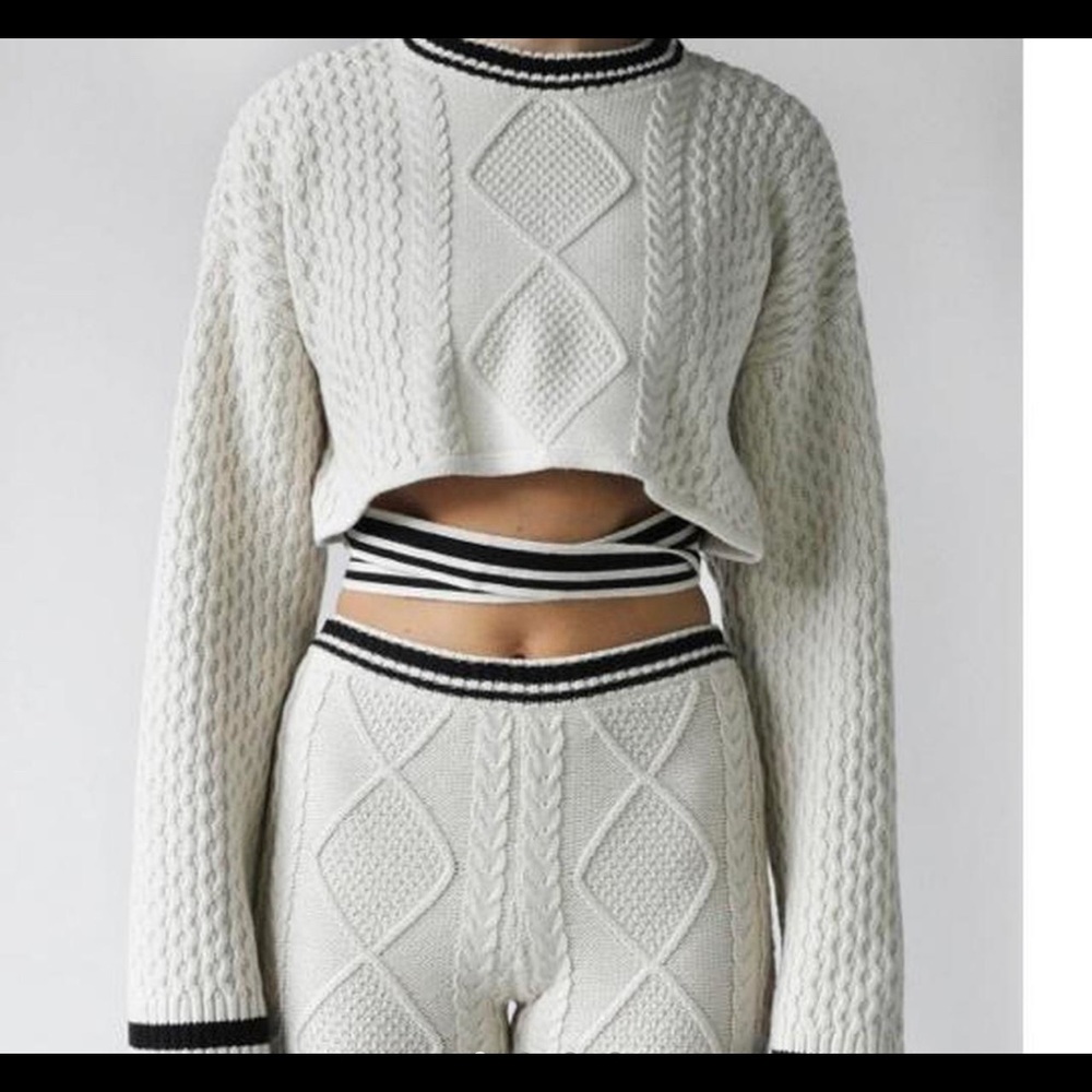 Milk it thread knit sweater!